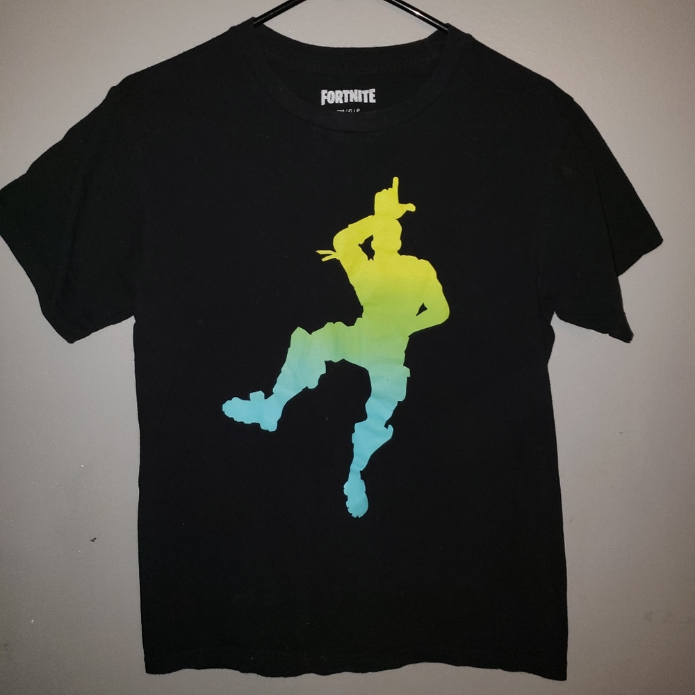🎄 S MENS FORTNITE GRAPHIC TSHIRT | SMALL